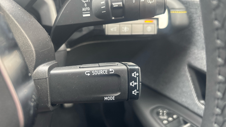 Renault 4 110kW Iconic+ 52kWh Comfort range 5dr Auto Electric Estate